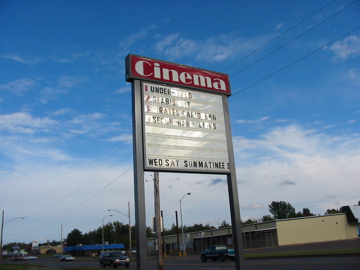Cloverland Cinema 2 - Sept 2003 (newer photo)